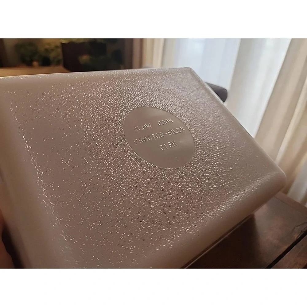 Vintage  Proctor Silex‎ Wheat Pattern Slow Cooker Milk Glass Casserole Dish #12